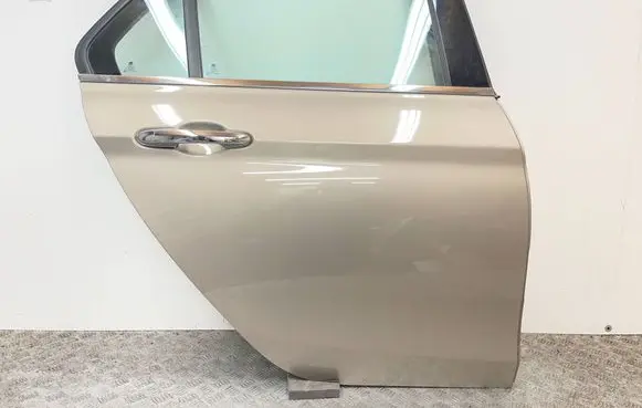 Fiat Tipo Rear door