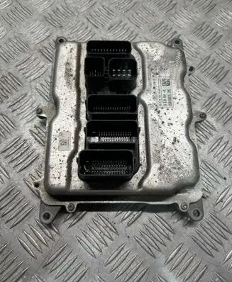 BMW 1 F20 F21 Engine control unit/module ECU 8610484