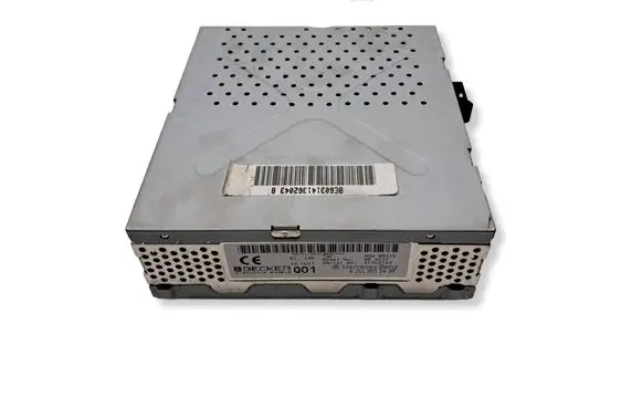 Mercedes-Benz E W211 Sound amplifier A2118702489
