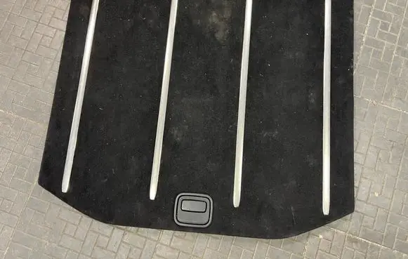Jeep Grand Cherokee Trunk/boot floor carpet liner 