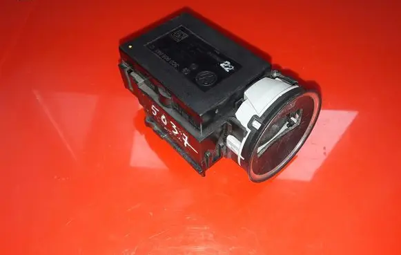 Volkswagen PASSAT B6 Ignition lock 3C0905843Q 33303301 12401801126735