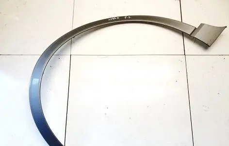 Front arch trim