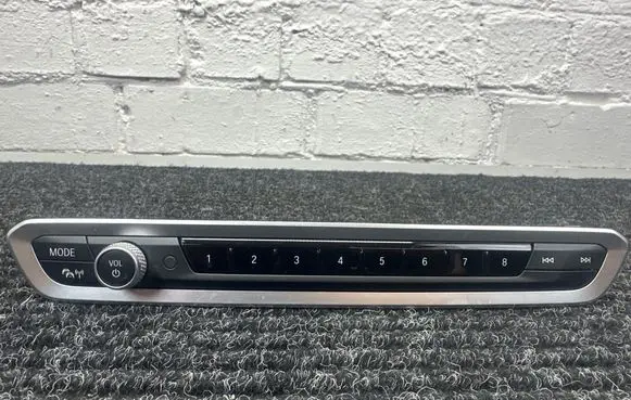 BMW X5 G05 Head unit multimedia control 5A47C31 11419110 H0104S0103