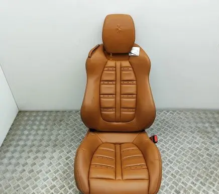 Ferrari California F149 Front passenger seat 82591000 84503300