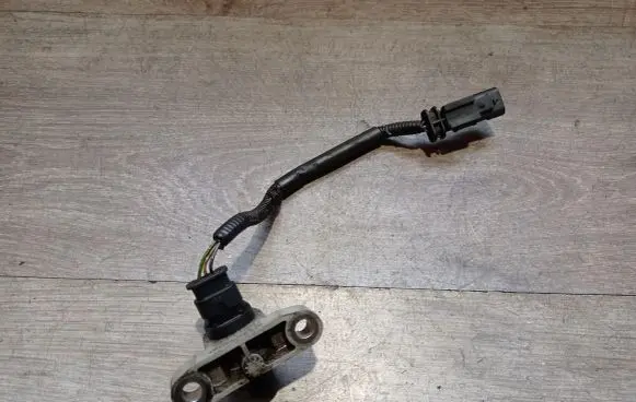 Volvo S80 Crankshaft position sensor 31303094