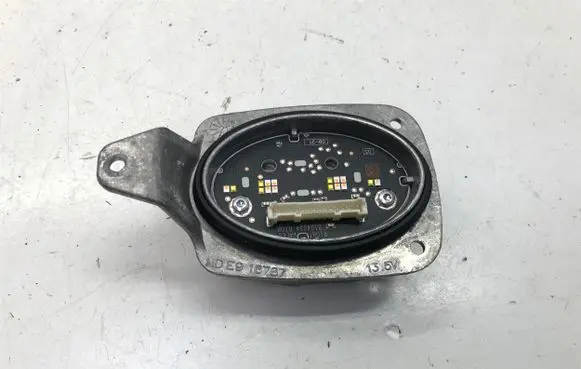 Volvo XC40 LED ballast control module 90122311