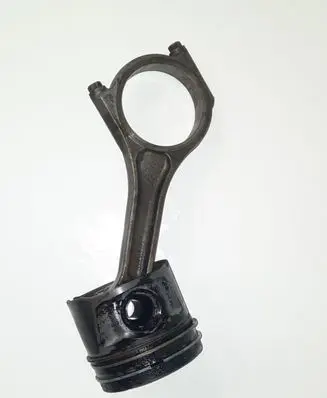 Piston with connecting rod