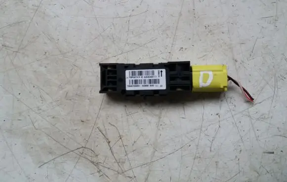 Mitsubishi Colt Airbag deployment crash/impact sensor 05006083055