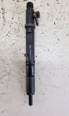 Audi A6 S6 C5 4B Fuel injector 059130201G