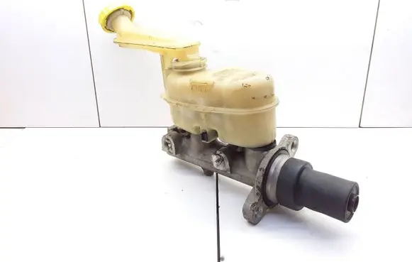 Chrysler Town & Country III Master brake cylinder 8140C 4584