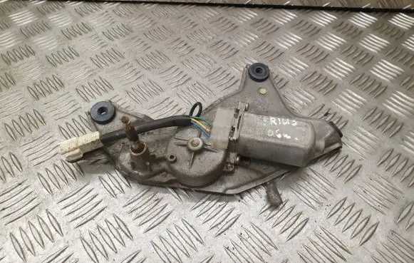 Toyota Prius (NHW20) Rear window wiper motor 8513047010