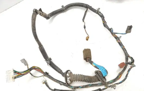 Nissan Almera Tino Front door wiring loom 24124BU073