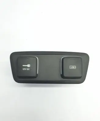 Chrysler Pacifica USB socket connector 75926B02