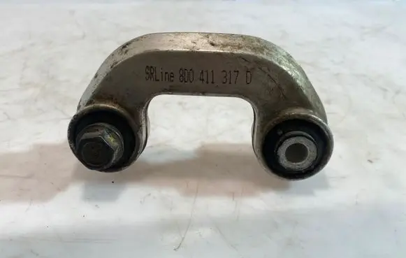 Volkswagen PASSAT B5 Front anti-roll bar/stabilizer link 8D0411317D