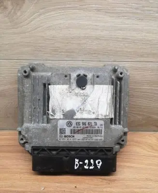Volkswagen Golf V Engine control unit/module 03G906021TQ 03G906021AB 0281014623