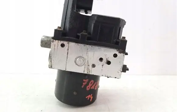 Seat Ibiza V (KJ) ABS Pump 6Q0614117E