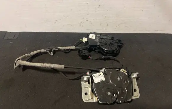 BMW X6 F16 Tailgate/trunk/boot lift motor 7397630 7318696
