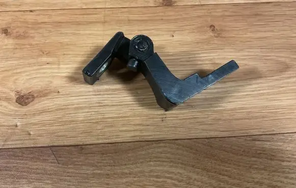 Audi A4 S4 B7 8E 8H Front door upper hinge 