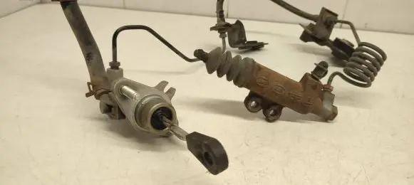 Hyundai i20 (PB PBT) Clutch master cylinder