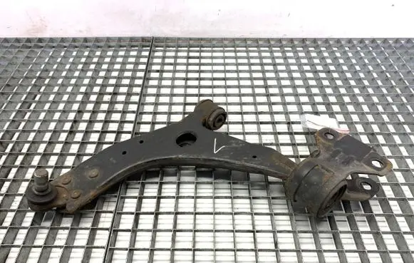Volvo V40 Front control arm