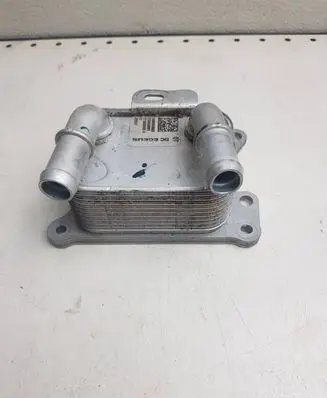 Nissan Qashqai J12 Gearbox / Transmission oil cooler 213052926R 14205006600 2119508455