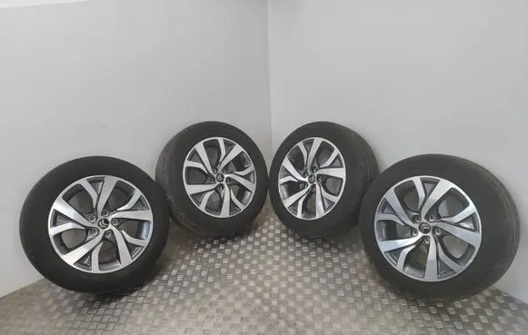 R18 alloy rim