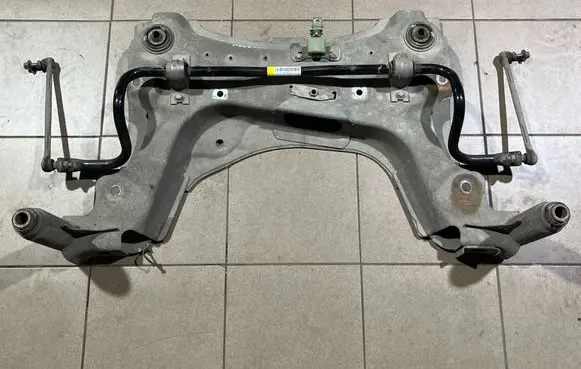 Renault Megane III Front subframe 546110003R