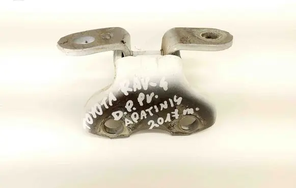 Toyota RAV 4 (XA40) Front door upper hinge