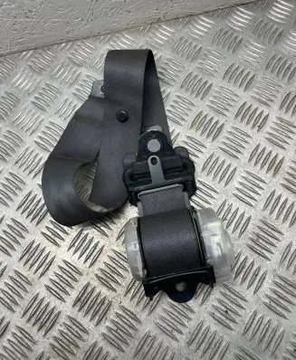 Mitsubishi Pajero Sport I Rear seatbelt 34266fk