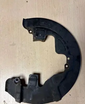 Volvo S60 Front brake disc dust cover plate 6G912C447BE