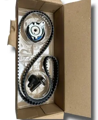 Ford Focus Alternator belt tensioner pulley 1611883080