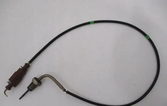 Skoda Kodiaq Exhaust gas temperature sensor 04L906088DN