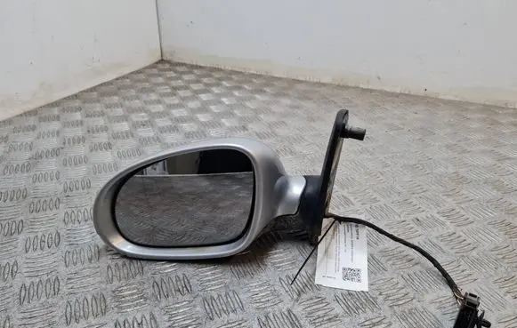 Volkswagen Sharan Front door electric wing mirror 010781