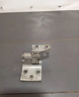 Peugeot Partner Front door upper hinge 
