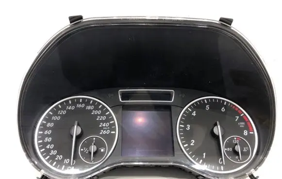 Mercedes-Benz A W176 Speedometer (instrument cluster) A1769007300
