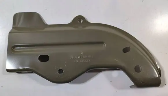 Tesla Model 3 Fender mounting bracket 1100383-S0-A 1100383S0A 1100383