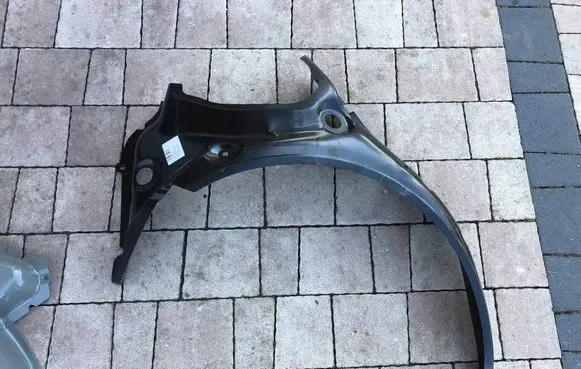 Volkswagen Polo VI Rear arch 2G9809412