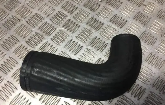 Volvo V70 Intercooler hose/pipe