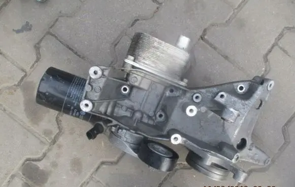 Audi A3 S3 8P Generator/alternator bracket AUDI06H903143H