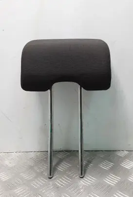 Volvo V40 Rear seat headrest 