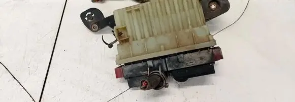 Coolant fan relay