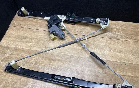 Land Rover Range Rover Sport L494 Front door electric window regulator DK6223200AE 130894 012494002D