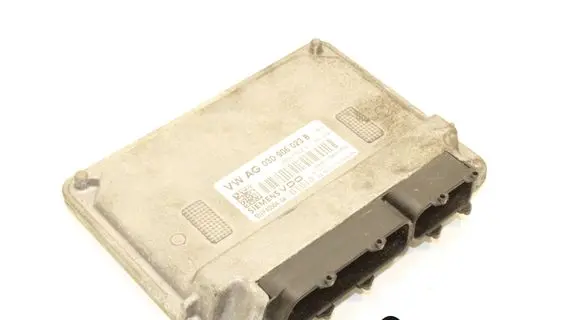 Skoda Fabia Mk1 (6Y) Engine control unit/module 03D906023B