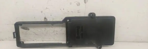 Mercedes-Benz E W124 Fuse box cover 1245400082 08877650