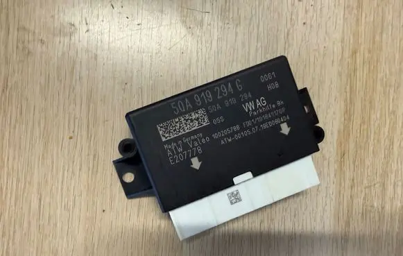 Seat Leon IV Parking PDC control unit/module 5QA919294G