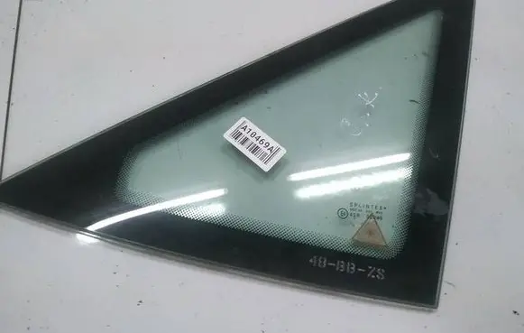 Citroen Jumpy Front triangle window/glass AS2