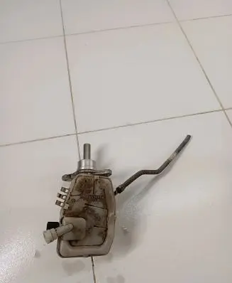 Renault Trafic III (X82) Master brake cylinder 460943484R 93868496
