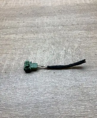 BMW 3 F30 F35 F31 Plug wire 6905142