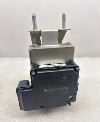 BMW 3 E46 ABS Pump 34516751768 10094808023