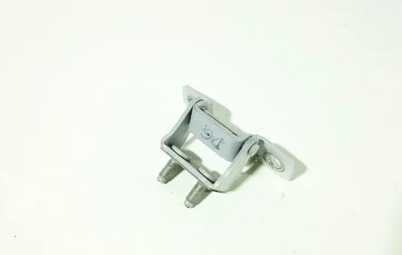 KIA Xceed Tailgate/trunk/boot hinge